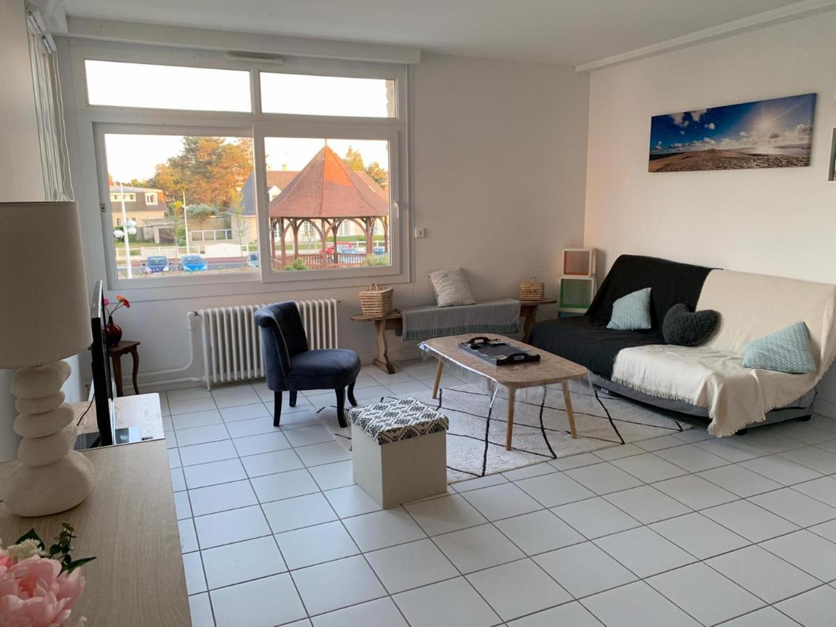 Les Alises Apartment Merville-Franceville-Plage Exterior foto